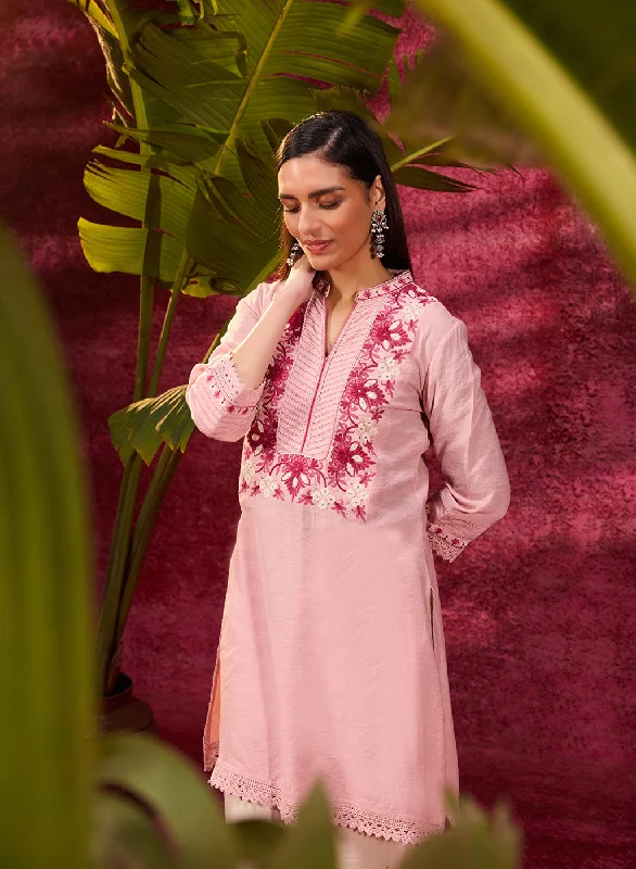 Gulbahar Light Pink Embroidered Kurta for Women