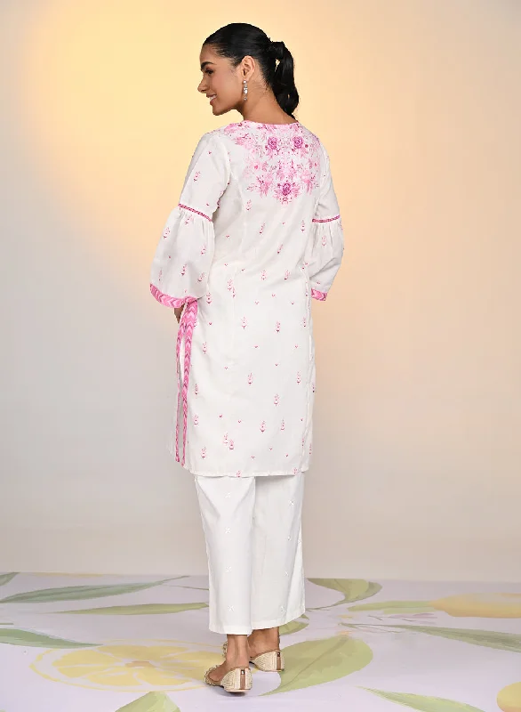 Gulshan Ivory with Fuschia Printed Cotton Linen Kurta
for Women