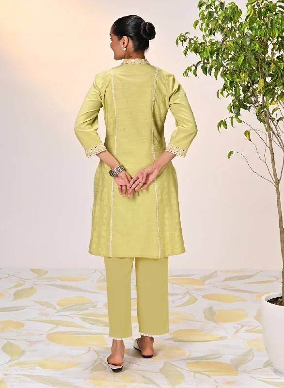 Mehnaz Green Embroidered Cotton Linen Kurta Set for Women